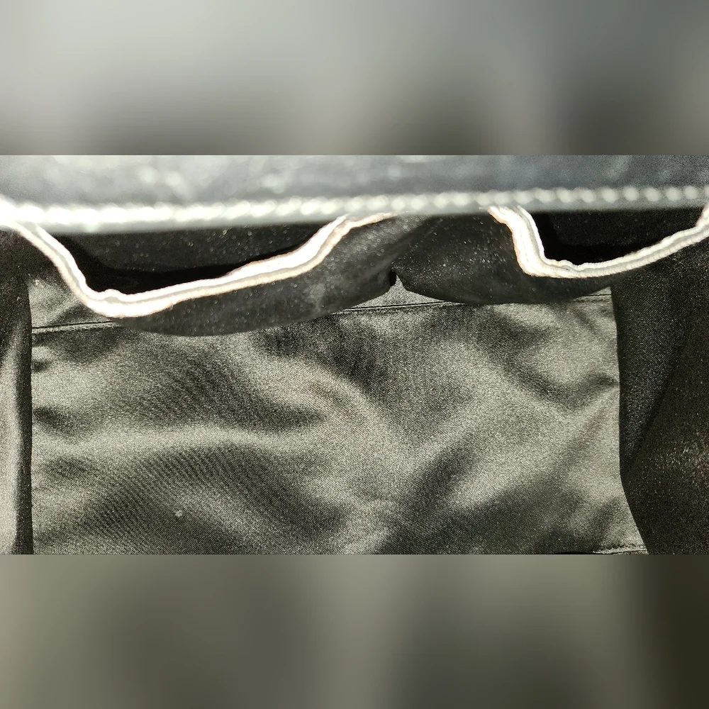 Henri bendel monogram embossed black leather top handle satchel bag - Picture 9 of 11